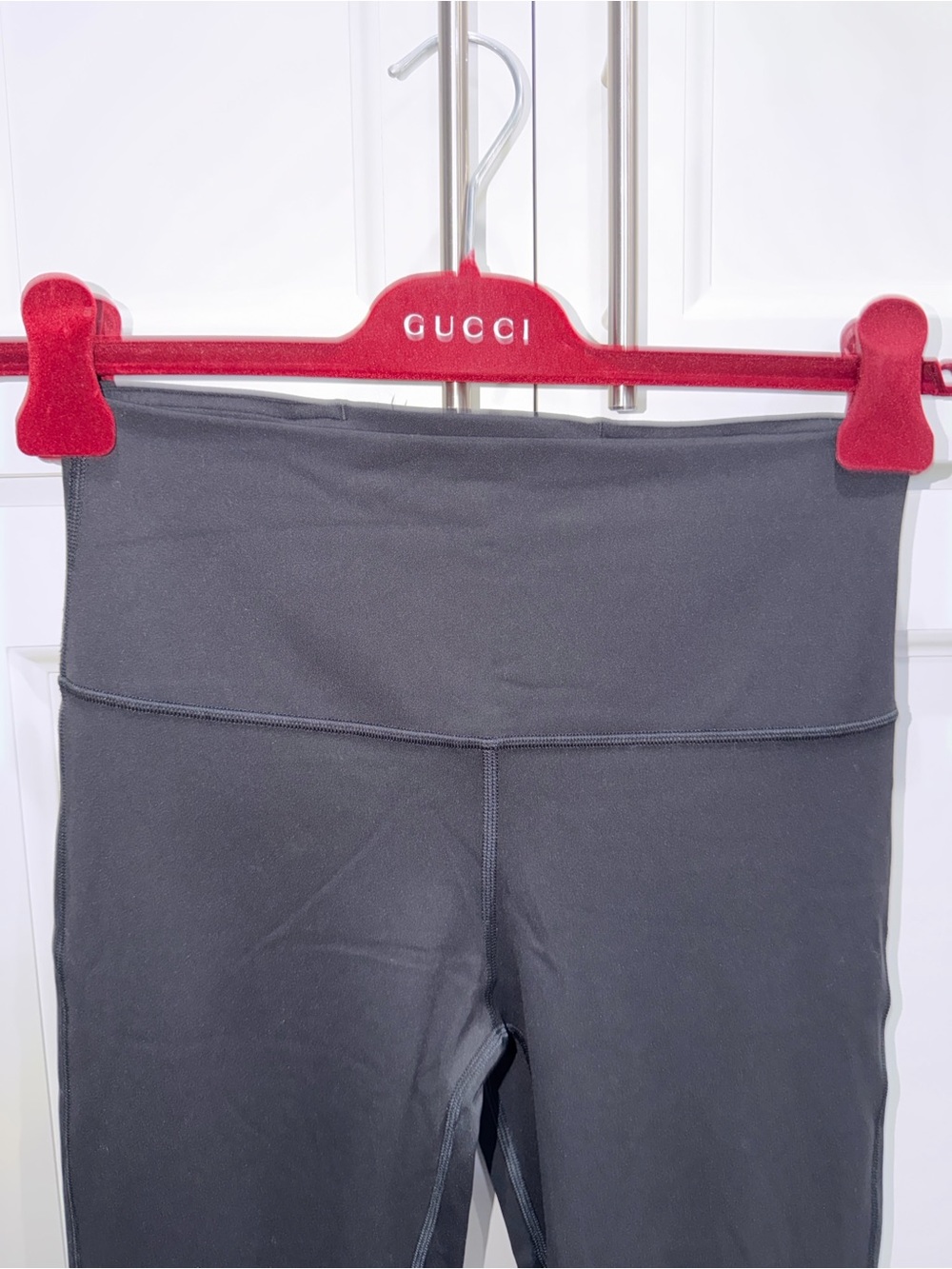 Size 6 Lululemon Align Flare Leggings - Picture 4 of 8